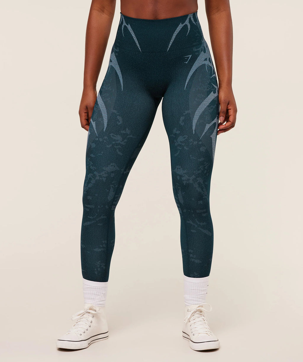Storm Seamless Short